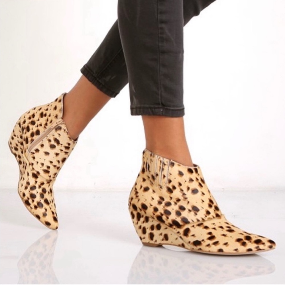 Matisse Nugent Cheetah Print Wedge Ankle Boots